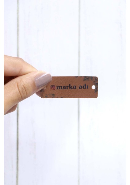 Kişiye Özel Suni Deri Etiket 40 Adet (1,8x4,8 Cm) Renkli Baskılı Suni Deri Marka Etiketi fiyatları