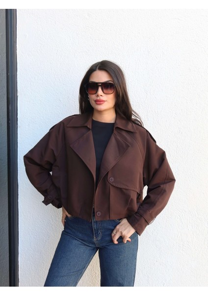 Kruvaze Yaka Düğmeli Kısa Trench fırsatları