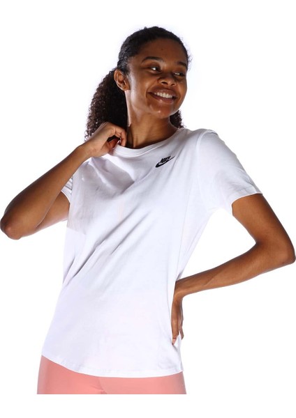 DX7902 100 Nsw Clup Ss Tee Kadın T-Shirt