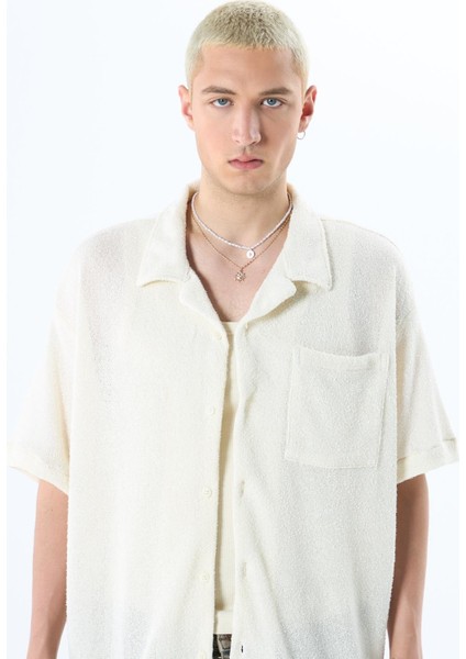 Oversize Havlu Kumaş Kısa Kol Tek Cep Gömlek Ekru fırsatları