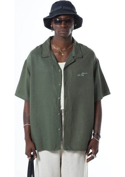 Yıkamalı Oversize Arka Baskılı Kısa Kol Cepsiz Gömlek Haki