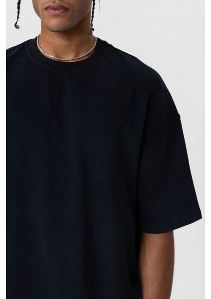 Basic Oversize Bisiklet Yaka Tişört Siyah indirimleri