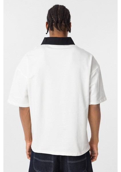 Polo Yaka Oversize Baskılı Tişört Ekru fırsatları