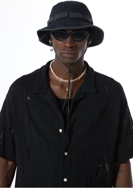 Oversize Deliklı Triko Gömlek Siyah indirimleri