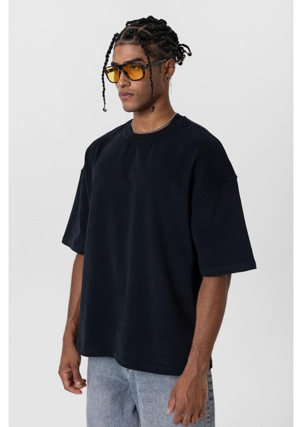 Basic Oversize Bisiklet Yaka Tişört Siyah fırsatları