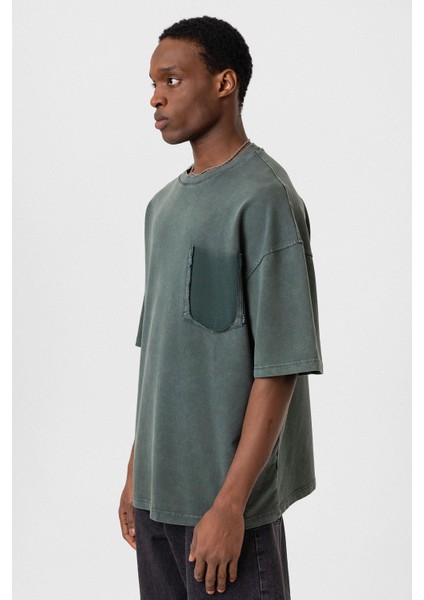 Yıkamalı Cep Detaylı Oversize Tişört Yeşil fırsatları