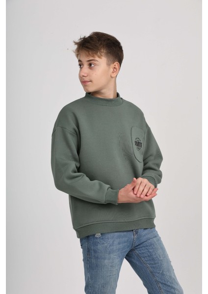 Erkek Çocuk Cep Skate Baskılı Sweatshirt fırsatları