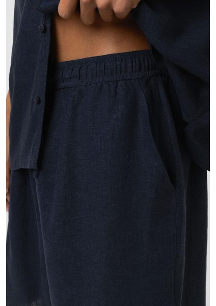 Oversize Keten Şort Lacivert fırsatları
