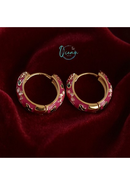 Pirinç Gold Renk Fuşya Mineli Etnik Desenli Halka Küpe fırsatları