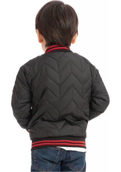 Erkek Çocuk Siyah Kolej Yaka Içi Astarlı Su ve Rüzgar Geçirmez Fermuarlı Cep Mont Ceket