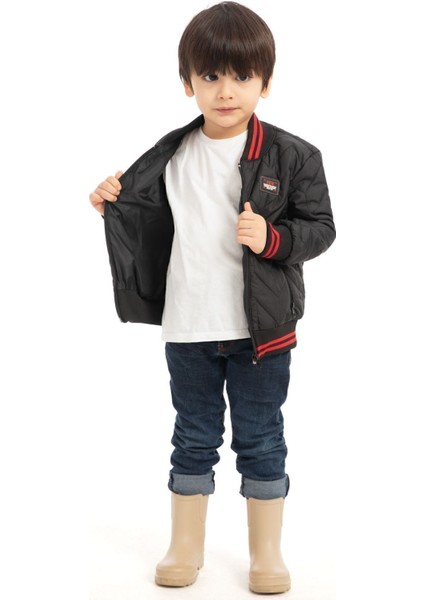 Erkek Çocuk Siyah Kolej Yaka Içi Astarlı Su ve Rüzgar Geçirmez Fermuarlı Cep Mont Ceket