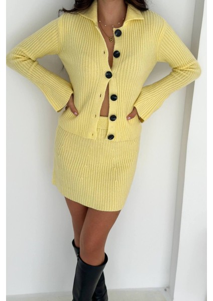 Fitilli Örgü Takım: Triko Hırka & Mini Etek Ikili Set 8009 fırsatları