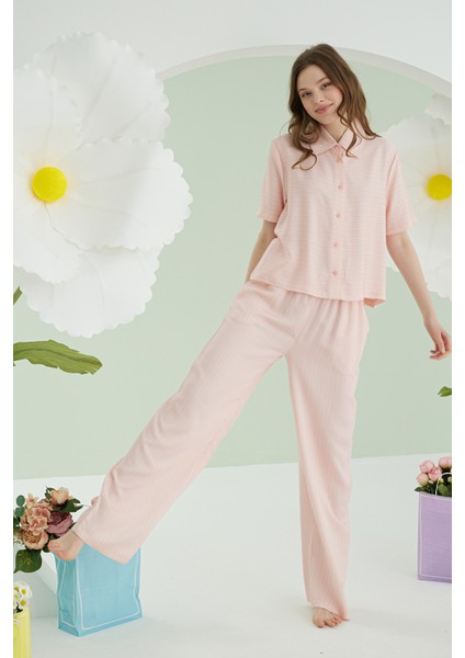 Pembe Çizgili Önden Düğmeli Pijama Takımı