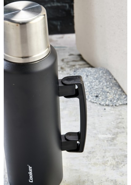 1.5 Litre Çift Katlı Çelik Termos-24 Saat Sıcak, 48 Saat Soğuk, Kulplu (Kamp, Piknik, Ofis, Seyahat) fırsatları