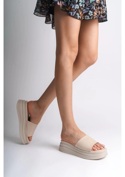 Alıce Düz Topuklu Kalın ve Ortopedik Taban Kadın Terlik Kt - Krem