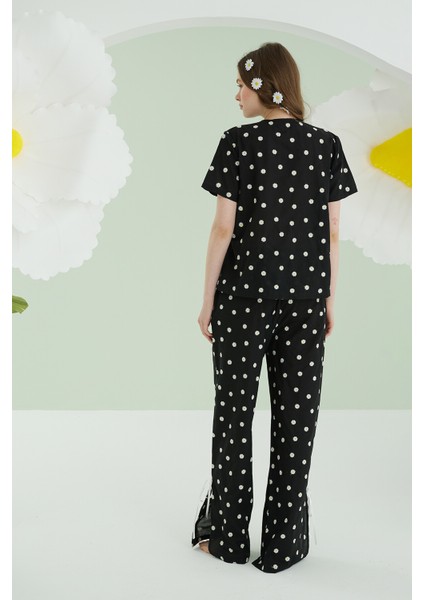 Siyah Papatya Desenli Önden Bağlamalı Pijama Takımı modelleri