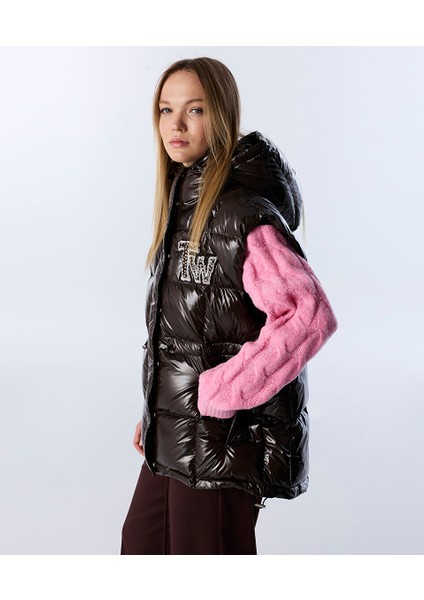 Patch'li Puffer Yelek TW6250012217074 modelleri