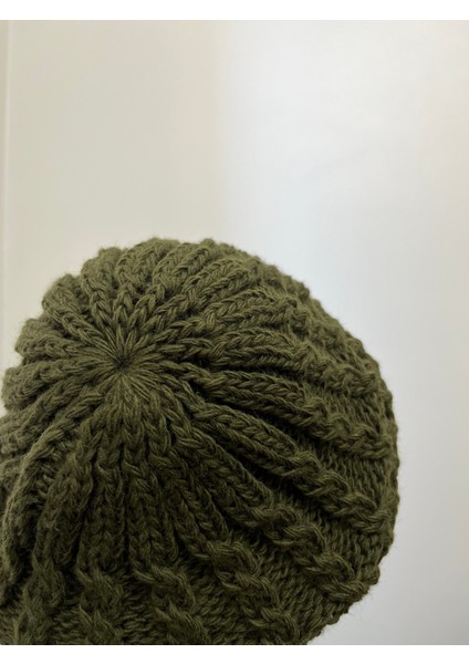 Ressam Model Triko Bere Şapka fırsatları