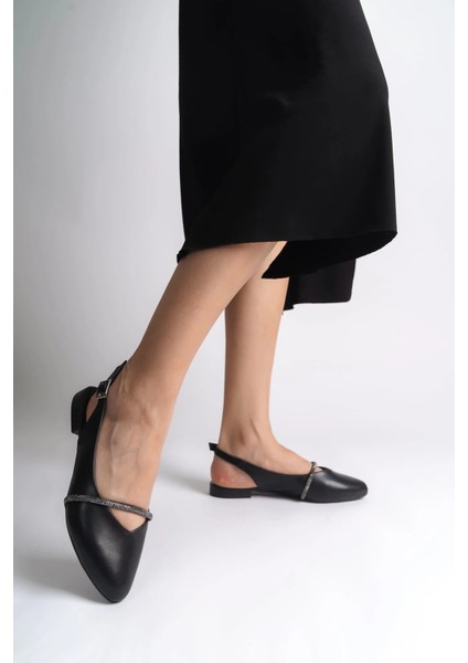 Allıson Tokalı Ortopedik Rahat Taban Taş Detaylı Kadın Babet Ayakkabı St - Siyah