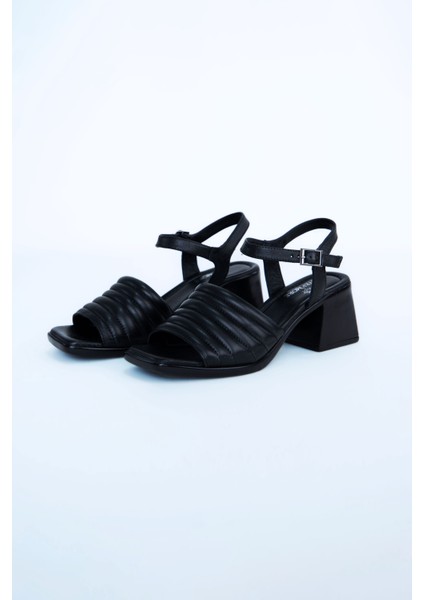 Kadın Topuklu Ayakkabı Z6919006-SIYAH