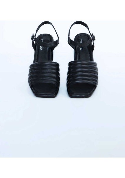 Kadın Topuklu Ayakkabı Z6919006-SIYAH