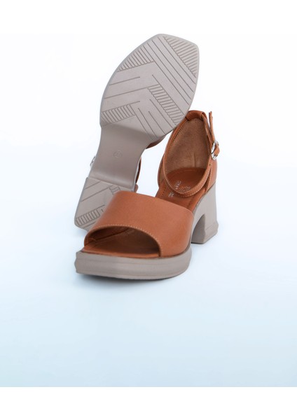 Kadın Topuklu Ayakkabı Z395001-TABA