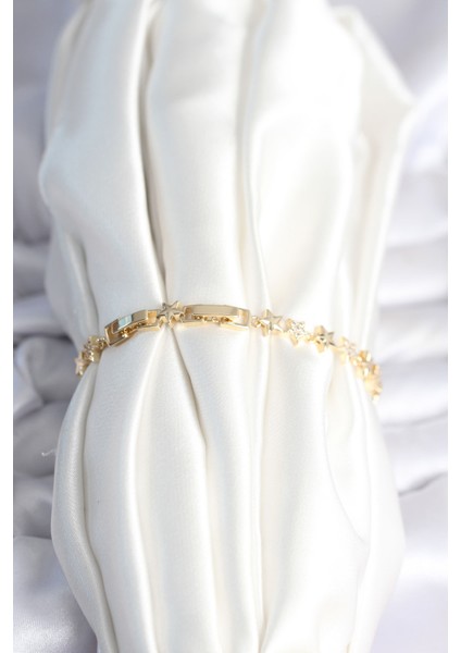 Pirinç Gold Renk Yıldız Model Kadın Bileklik TG27BB7986 fiyatları