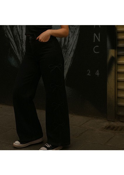 - Wıde Leg Papyon Nakışlı Esnek Likralı Kot Pantolon