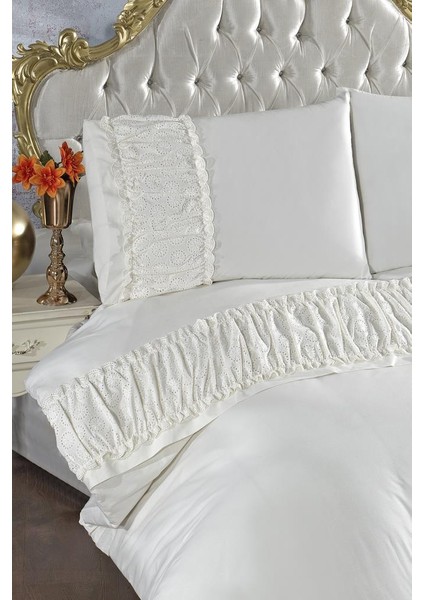 Zerrin Dantelli Çeyizlik Nevresim Takımı Krem