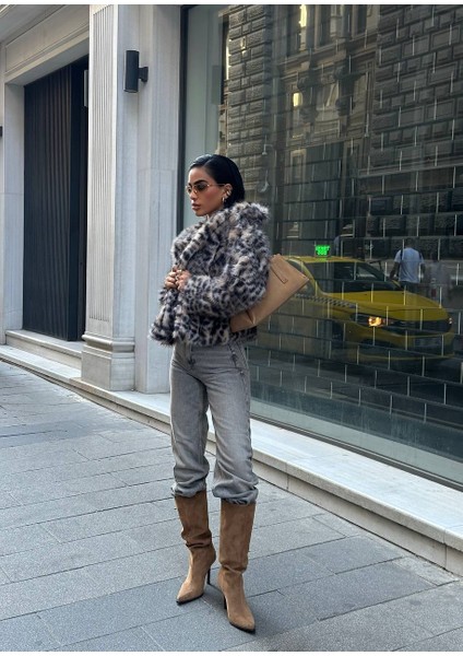 Leopar Desenli Suni Peluş Kürk Mont