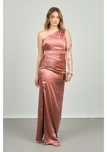 Kadın Tek Omuz Derin Yırtmaçlı Saten Abiye Elbise 1873 S.kabuğu fiyatları