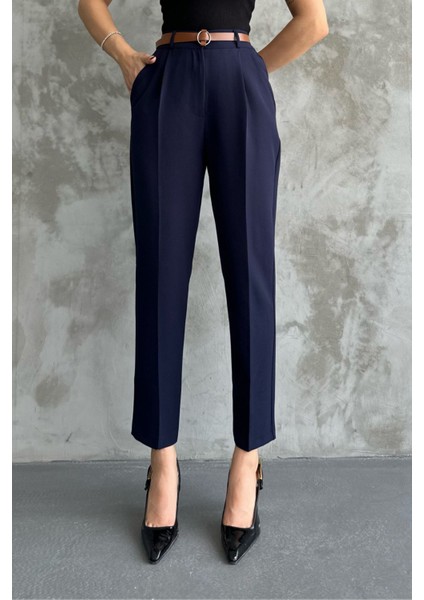 Kadın Dar Paça Pileli Kemerli Mevsimlik Kumaş Pantolon Lacivert Lacivert / 44