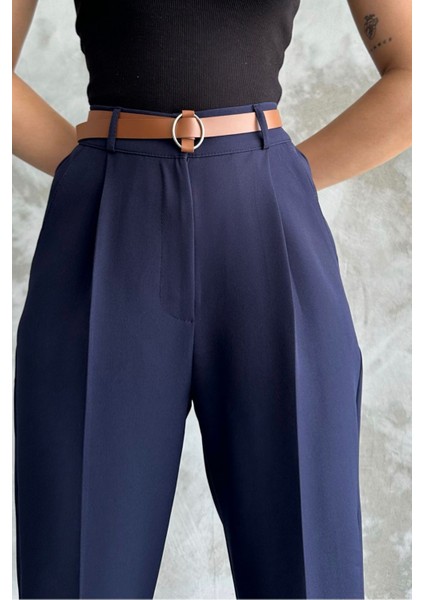 Kadın Dar Paça Pileli Kemerli Mevsimlik Kumaş Pantolon Lacivert Lacivert / 44 fiyatları