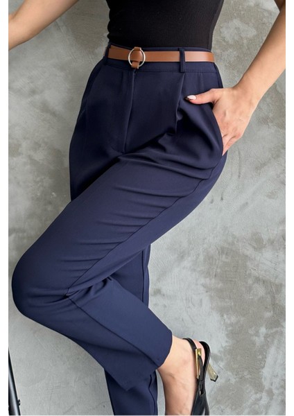 Kadın Dar Paça Pileli Kemerli Mevsimlik Kumaş Pantolon Lacivert Lacivert / 44 fırsatları