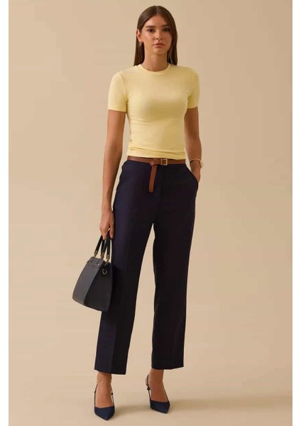 Kadın Yuvarlak Yaka Kısa Kollu Basic T-Shirt - Sarı modelleri