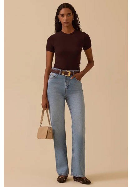 Kadın Yuvarlak Yaka Kısa Kollu Basic T-Shirt - Kahverengi modelleri