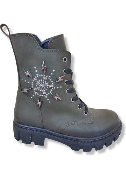 36232 Kız Çocuk Bot