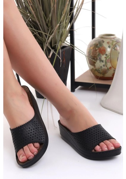 1840 Comfort Anatomik Yumuşak Taban Kadın Ev Dışarı Terliği fiyatları