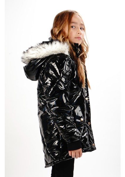 Parlak Beyaz Kürk Kapüşonlu Su ve Rüzgar Geçirmez Içi Kürklü Kız Çocuk Montu fiyatları
