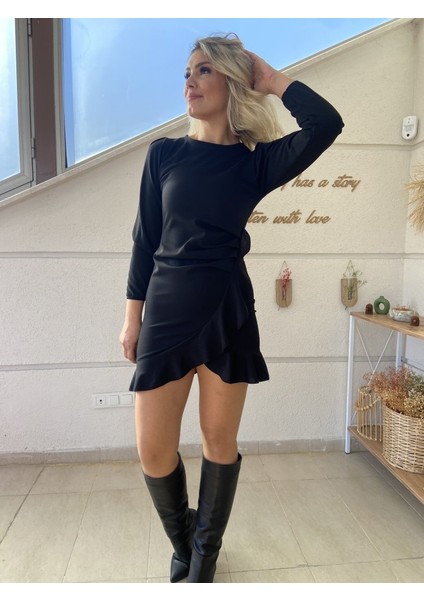 Kadın Uzun Kollu Bisiklet Yaka Önden Volanlı Ithal Krep Elbise fiyatları