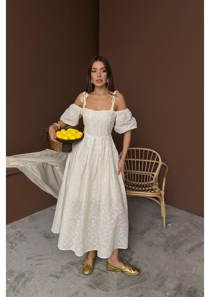 Bej Omuzu Bağcıklı Balon Kollu Brode Elbise