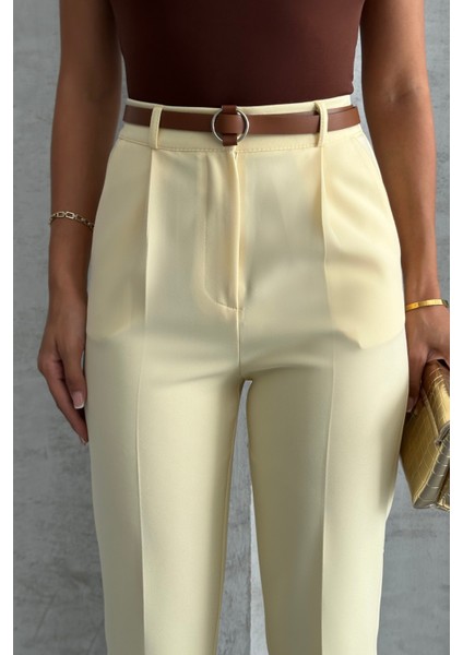 Kadın Dar Paça Pileli Kemerli Mevsimlik Kumaş Pantolon Sarı Sarı / 42 fırsatları