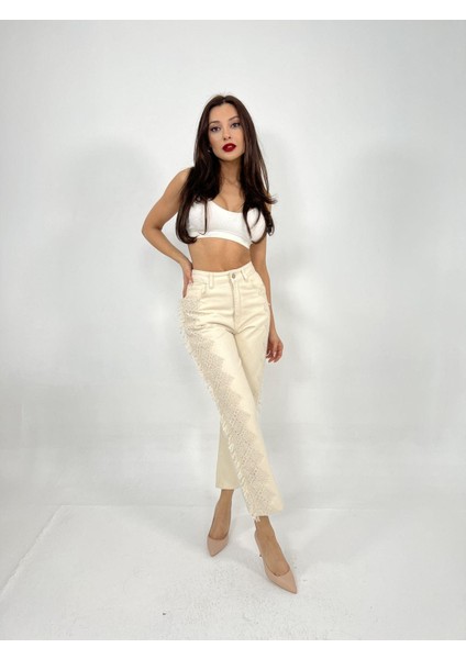 6240 Pantolon-Krem fırsatları