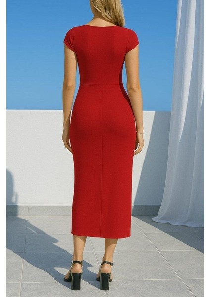 Kadın Sandy Kumaş Metal Toka Detaylı Midi Boy Elbise fiyatları