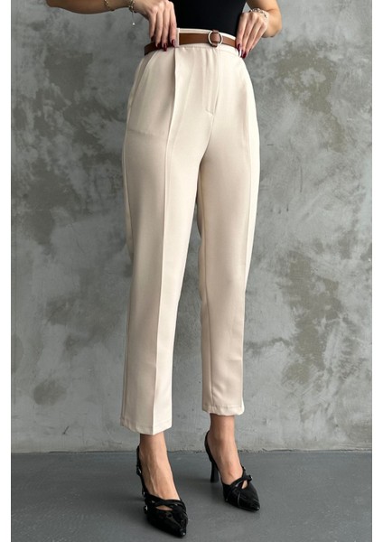 Kadın Dar Paça Pileli Kemerli Mevsimlik Kumaş Pantolon Krem Krem / 42