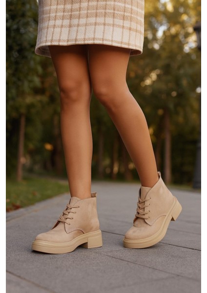 Kalın Poli Taban Bağcıklı Bilekte Kadın Bot & Bootie Süet