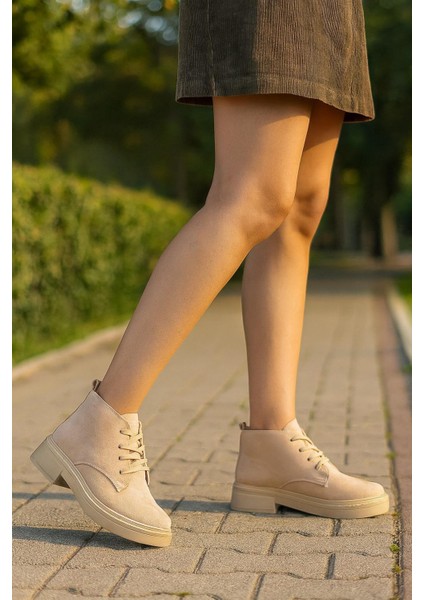 Kalın Poli Taban Bağcıklı Bilekte Kadın Bot & Bootie Süet modelleri