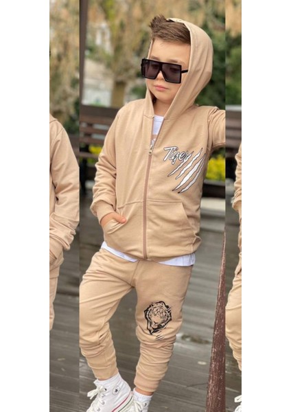 Erkek Çocuk Aslan Baskılı 3'lü Eşofman Takım 2 Iplik Full Likra modelleri