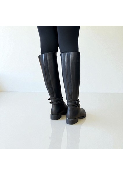 Siyah Hakiki Deri Arkadan Lastikli Içten Fermuarlı Kadın Diz Altı Binici Çizme modelleri