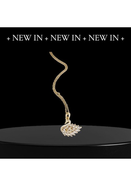 Çelik Kararmaz Gold Kuğu Kolye